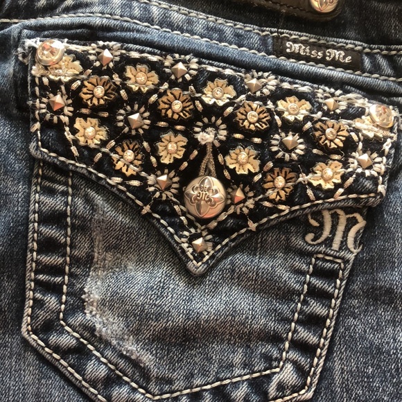 Miss Me Jeans Size 28 Bootcut Inseam 34 